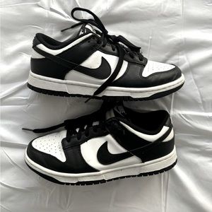 NIKE PANDA DUNKS